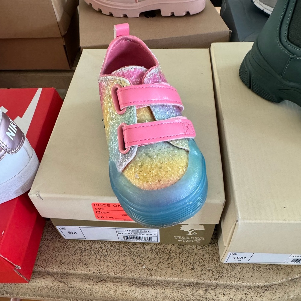 Tucker + Tate colorful toddle shoe. Size 8
